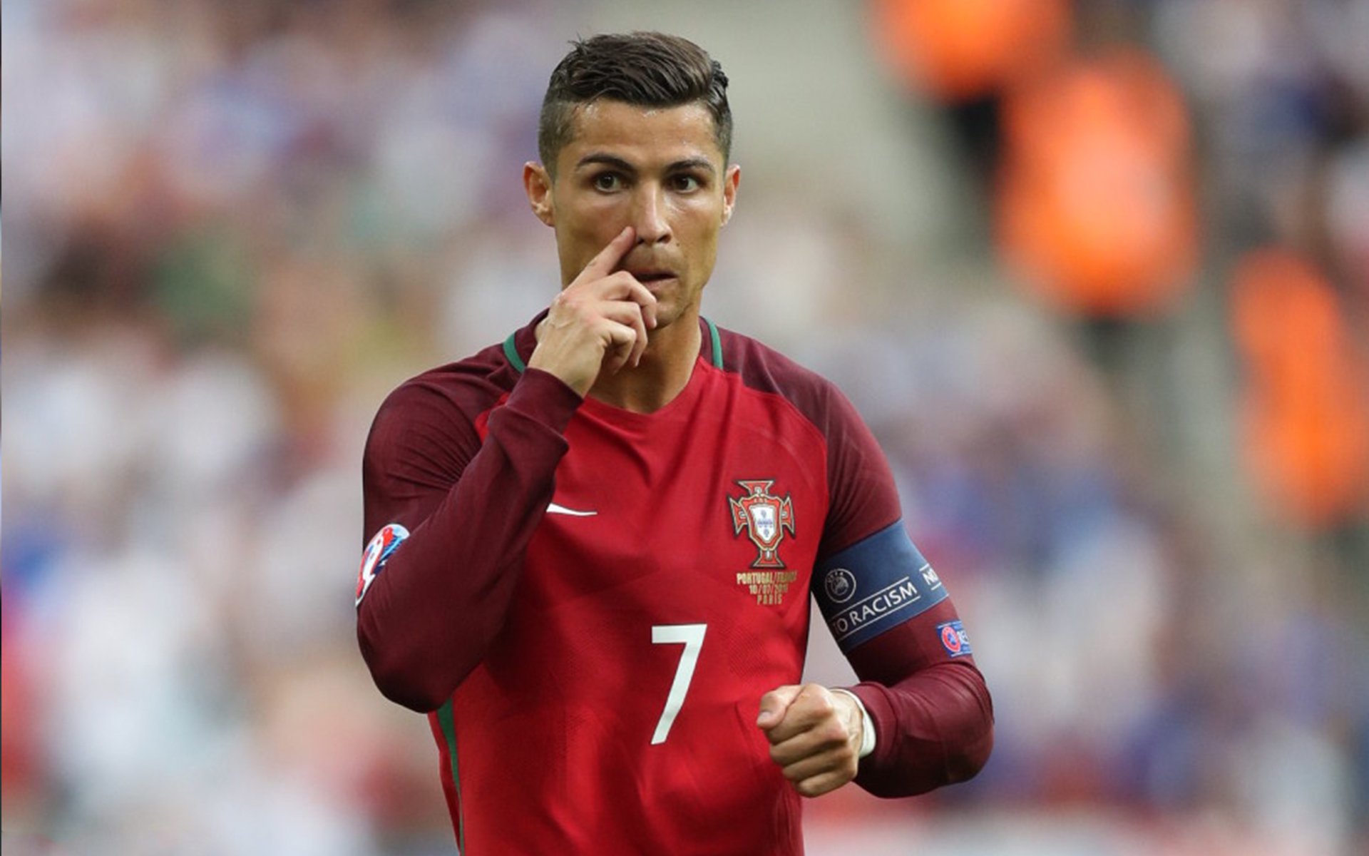 跨界奇观！德约科维奇率领临时球队爆冷击败曼联，神级防守震惊足坛，德约科维奇率临时球队爆冷曼联！神级防守震惊足坛